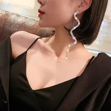 Новые Хаотичные сетчатые красные женские модные серьги-боксеры с длинными кисточками в форме буквы S