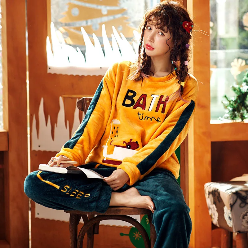 Adults Autumn Winter Women Pyjamas Sets Thick Warm Pajamas Suit Flannel Long Sleeve Female Soft Coral Velvet Pants Sleepwear