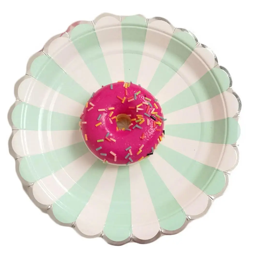 8 шт креативные полосатые тарелки с изображением различных персонажей одноразовая посуда для вечерние - Цвет: light green 7in