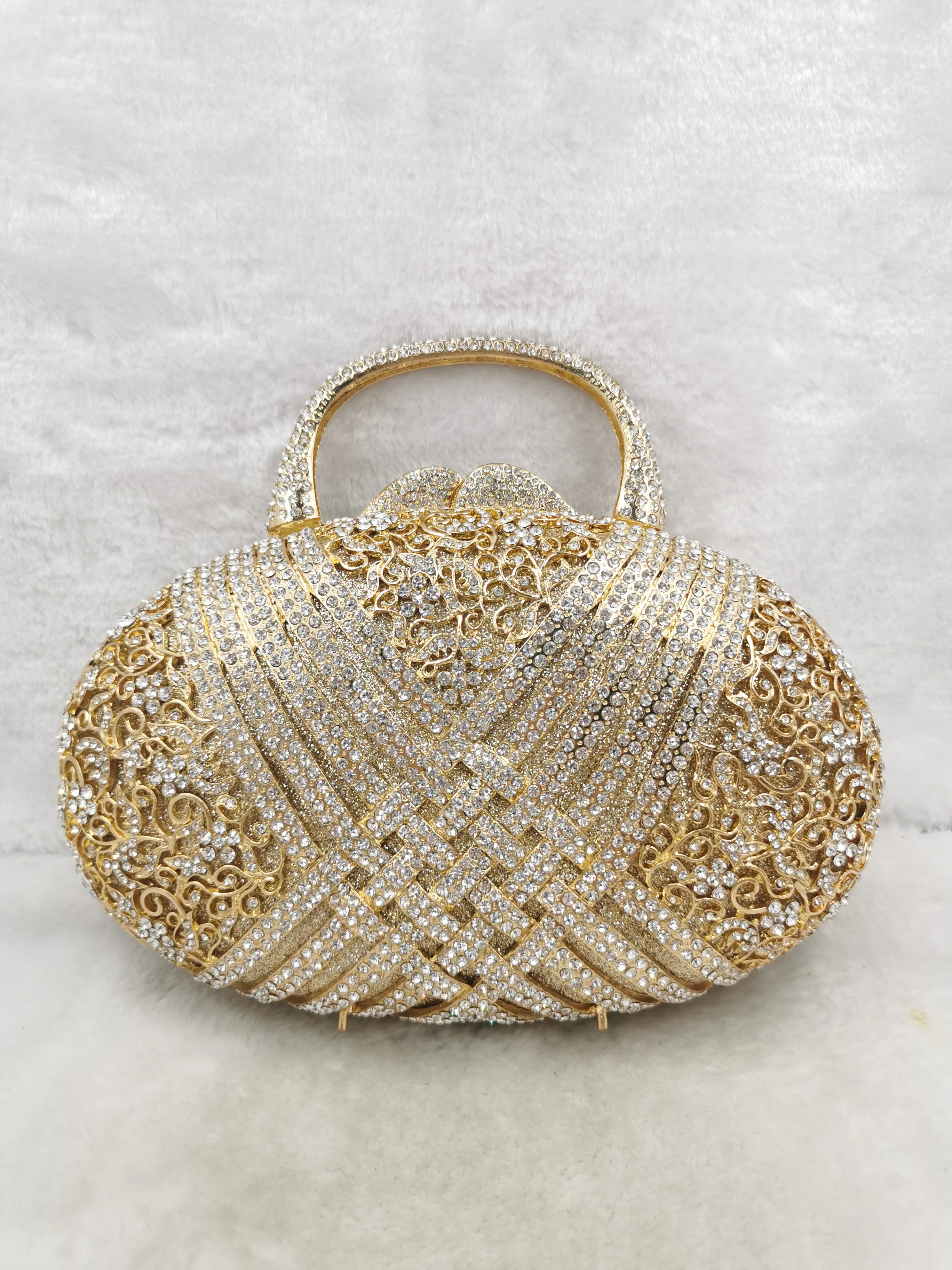 PURSEO Golden Clutch Pearl Purses for Women Handbag Bridal Evening Clutch  Bags for Party Wedding / Dulhan Purse / Ladies Purse Gorgeous Vintage  Beaded Handmade Embroidered Clutch