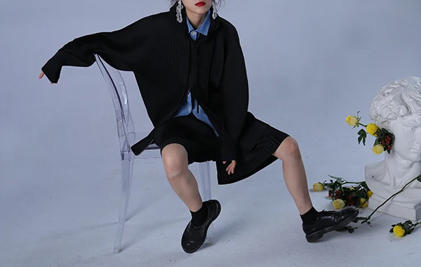 Miyake/дизайнерская плиссированная куртка с капюшоном; куртка на молнии;