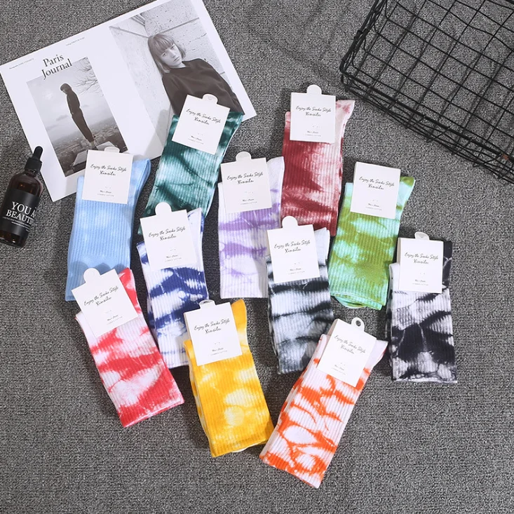Tie dyed comfortable socks men's and women's socks trend hip hop tube autumn socks solid color cotton ins wind breathable socks