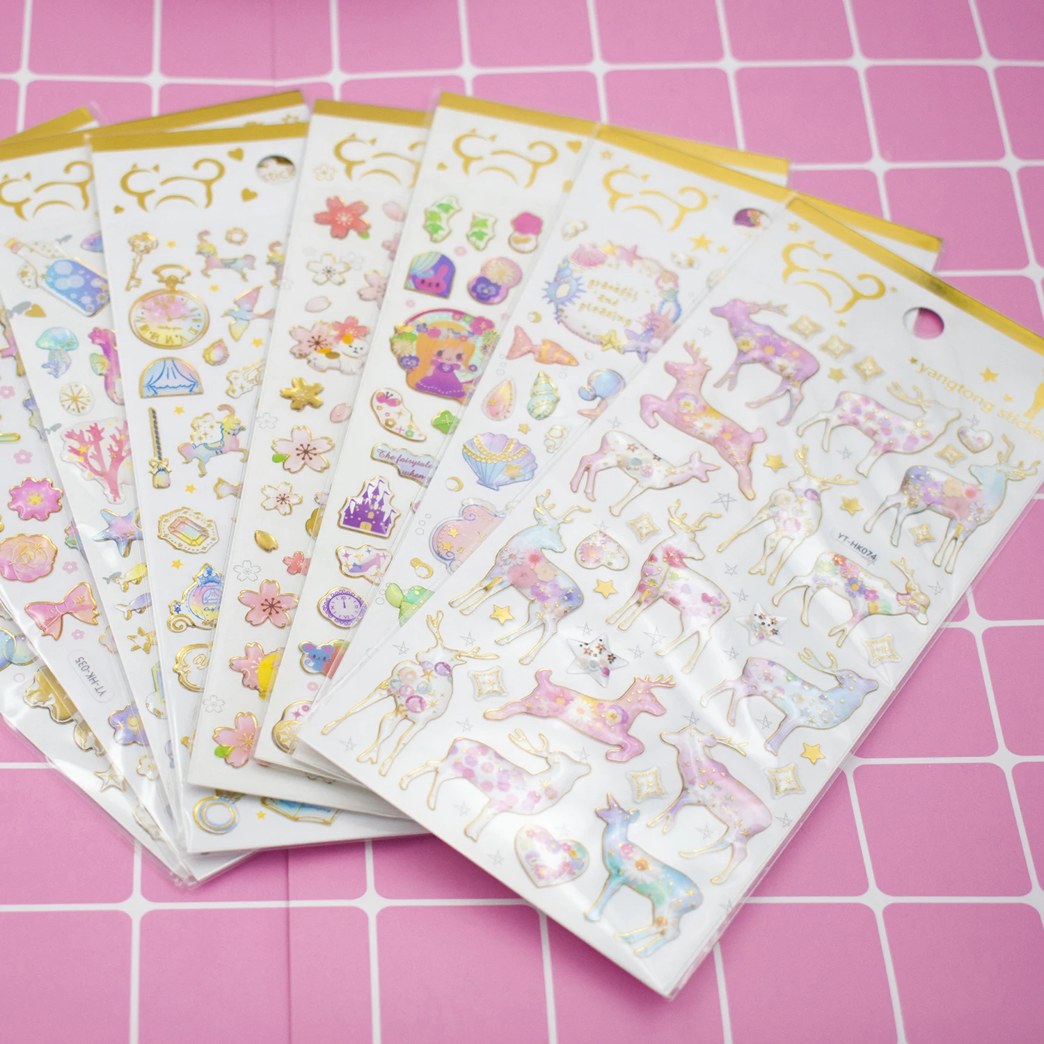 

1PCS Fairytale Dreamy Cartoon 3D Crystal Stickers for Children Fresh Hand Account Mobile Phone Decoration Reward Sticker Pack