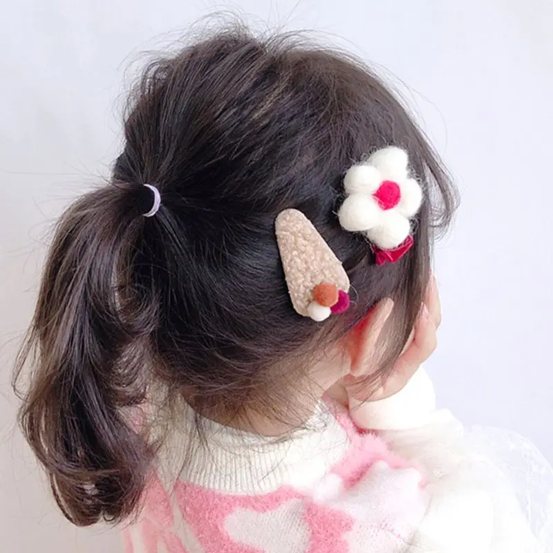 2Pcs Baby Girls Faux Wool Christmas Hair Clip Cartoon Snowman Pompom Hairpins