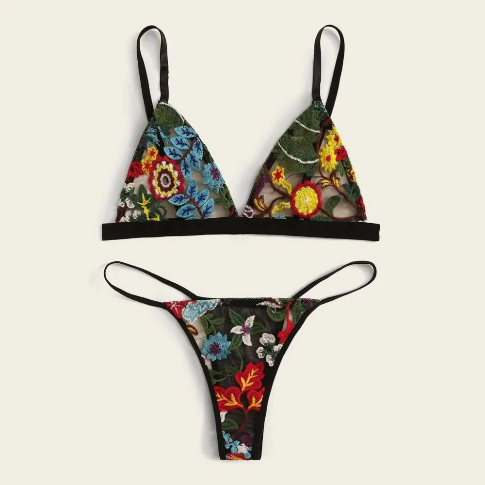 Lace bikinis underwear 2-piece sexy lingerie lace embroidery thong thong thong temptation lingerie pajamas free shipping 40A1 (3)