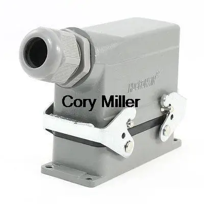 

Bulkhead Mounting 0.6 x 3.5mm 16 Pin Screwdriver Bit Line Cable Connector