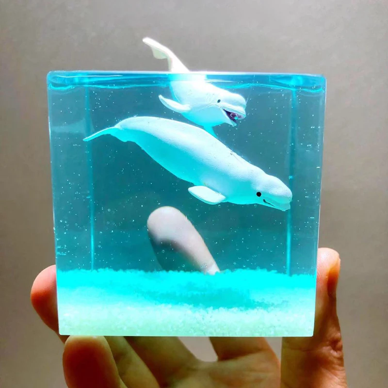 Ручной работы морской beluga мать и сын стол качели светящаяся Смола Украшение автомобиля креативный подарок на день рождения