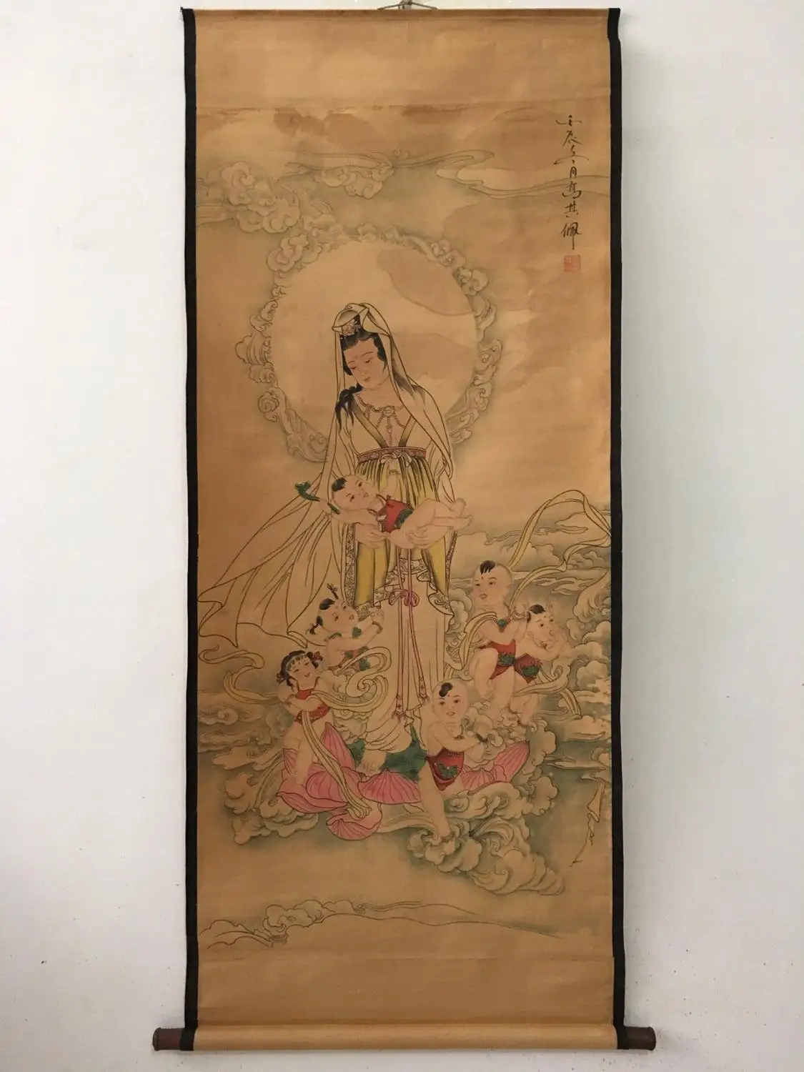 

China old scroll painting Celebrity calligraphy painting Middle hall hanging painting Wall paintings gao pei qi's Guanyin