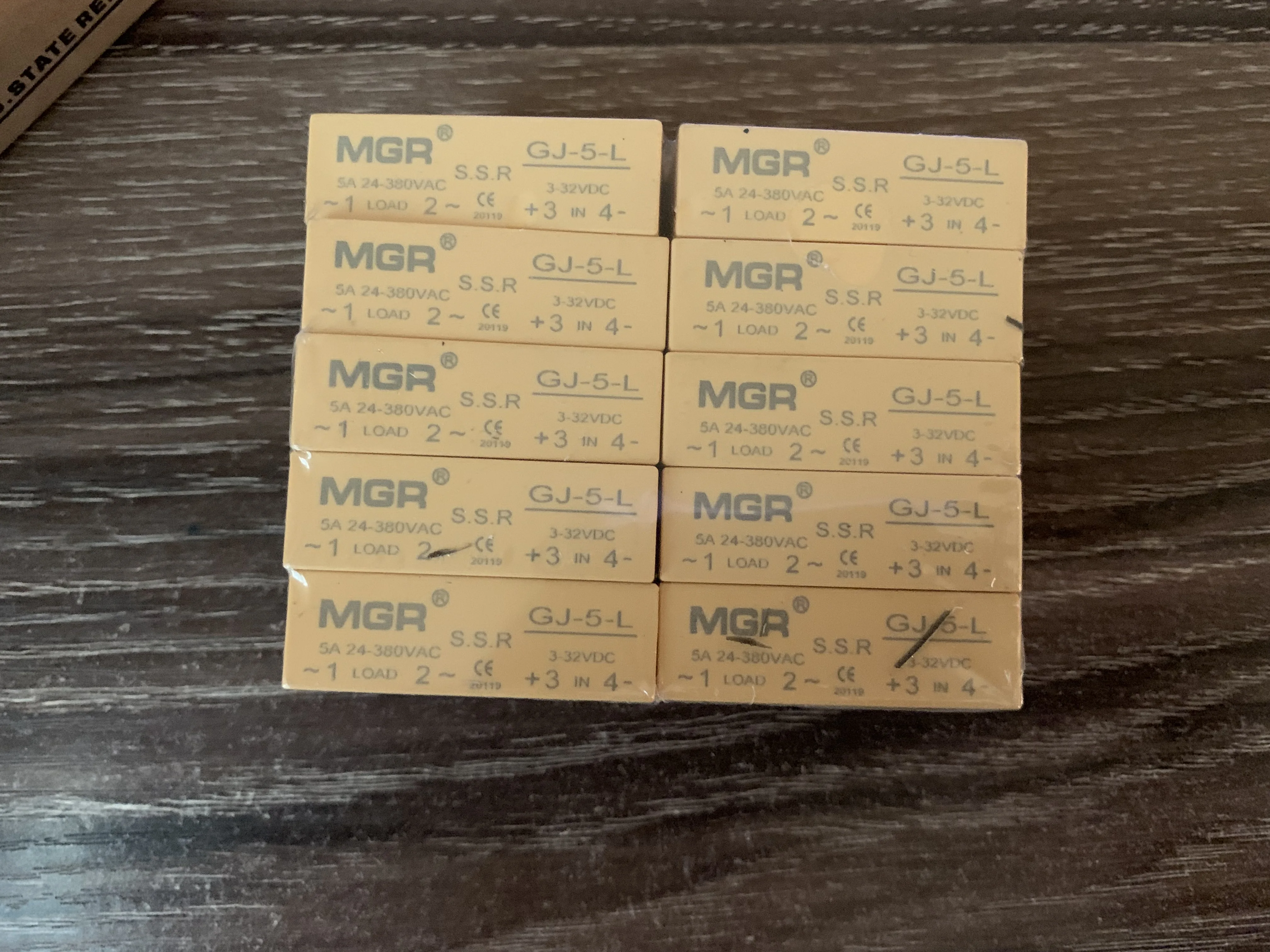 

mager GJ-5-L Small SSR solid state relay DC control AC solid GJ 5A L 5A DC-AC