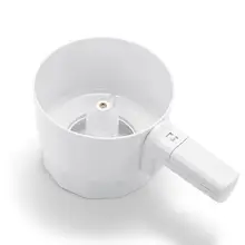 Электрический мукопросеиватель с батарейным питанием, сито, Пластиковая форма чашки, механический ручной шейкер, мукопросеиватель, инструмент для выпечки белого цвета