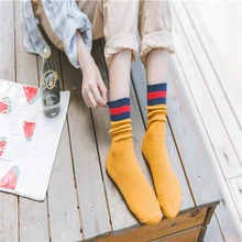 Качественные осенне-зимние хлопковые носки с вышивкой дышащие пот абсорбционный дезодорант носки утолщение повседневные женские носки BDW015