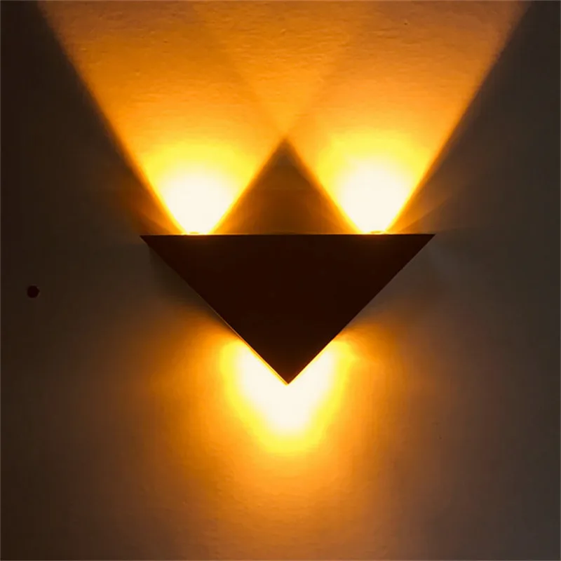 LED Wall Lamp Aluminium 3W Triangle Shape Bedroom Light Home Decor AC110V 220V