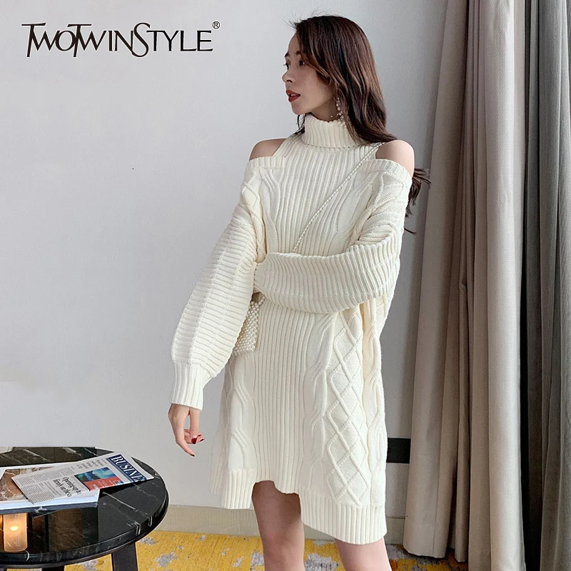 TWOTWINSTYLE Повседневный вязаный бежевый свободный женский свитер водолазка с