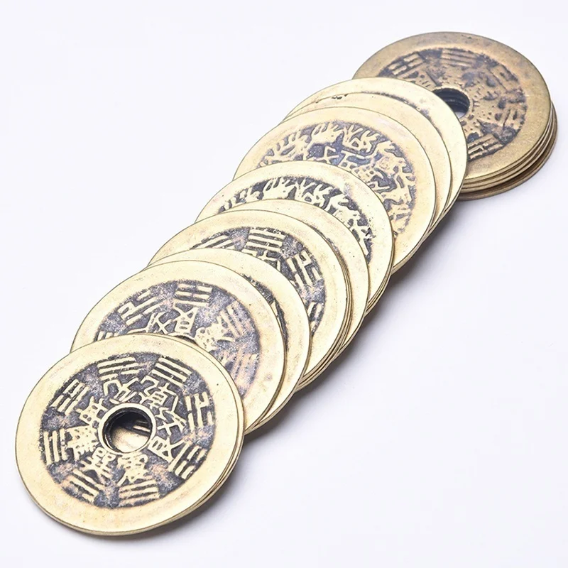 2Pcs Chinese Retro Antique Archaistic Copper Lucky Coins Collection