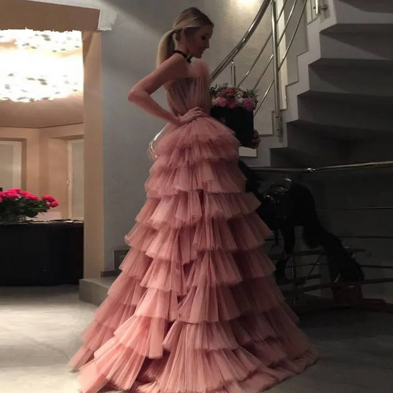 Формальные мусульманские Вечерние платья а силуэта без бретелек Многоярусное