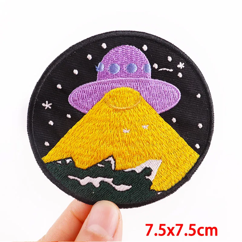 Prajna Alien Embroidered Patches On Clothes DIY Space UFO Applique Clothing Thermoadhesive Patches for Clothing Stickers Badges 