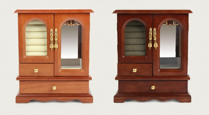 4716854990_1615229963