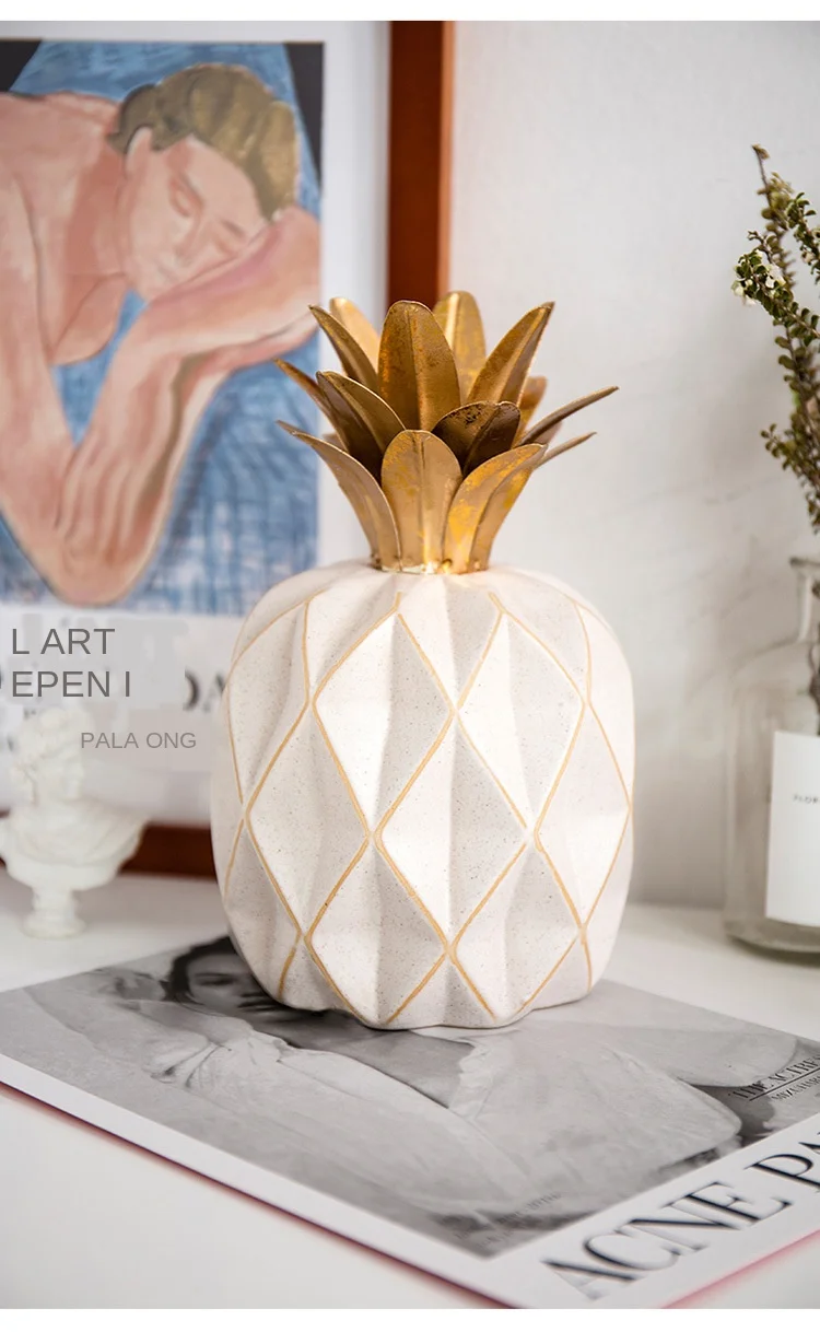 pineapple Figurines (14)