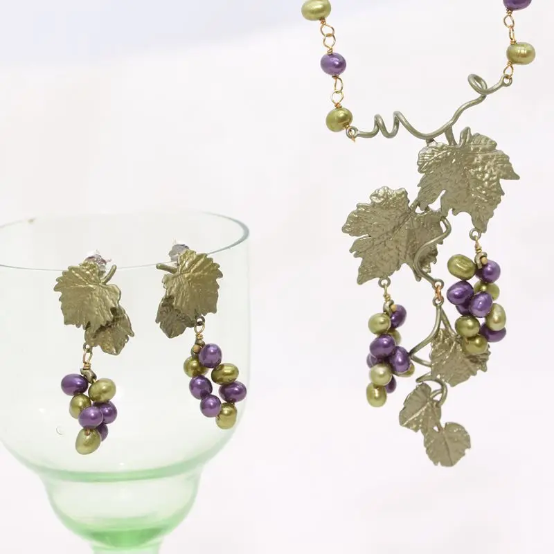 

Grape Necklace Women's Separate Designer Handmade Works Europe And America Jewelry