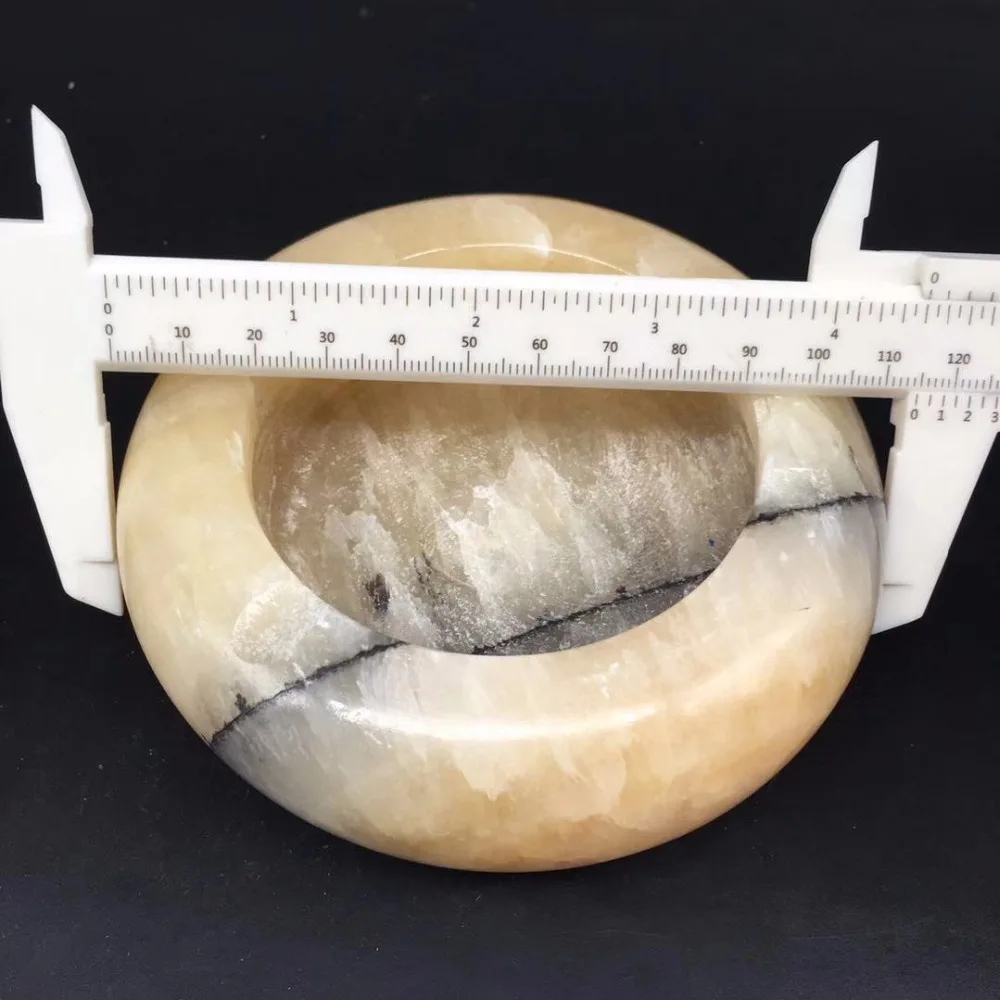 Yellow jade ashtray (6)