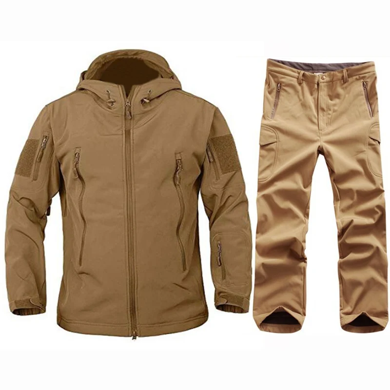 hiking clothes for men