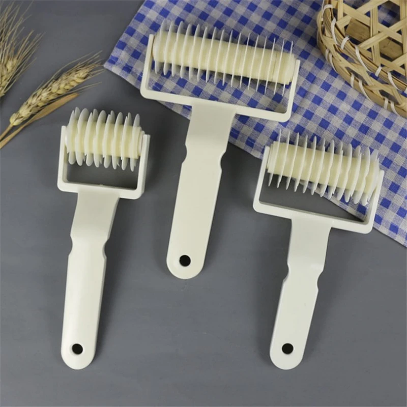 

3 Sizes Pizza Roller Cutter Pie Cookie Cutter Pastry Baking Tools Knife Bakeware Embossing Dough Roller Lattice Cutter Craft