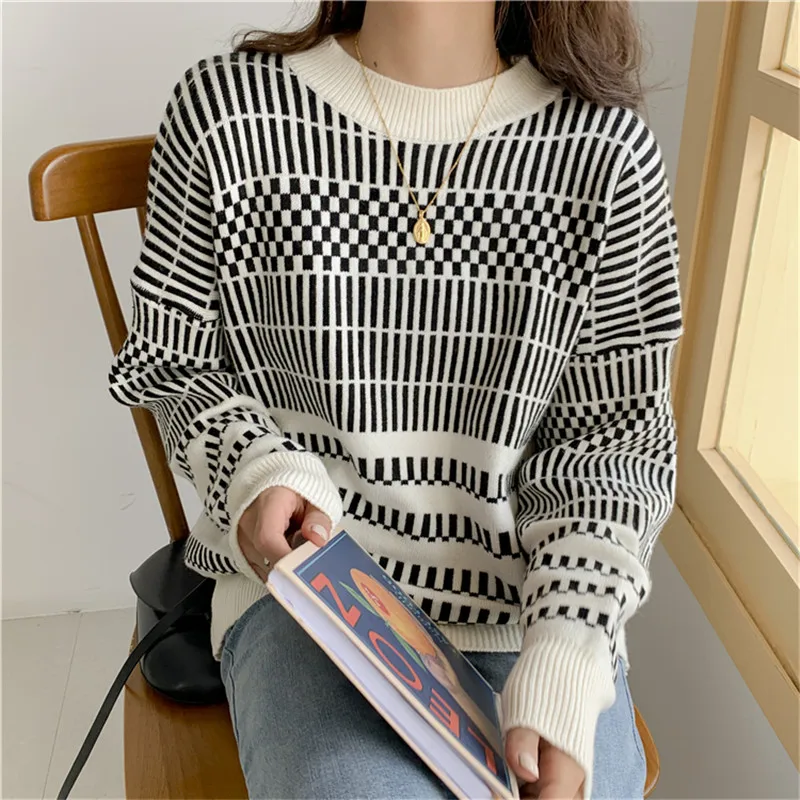 Shop1314 Winter Knitted Sweater Women Vintage Artistic Monochrome Jacquard Female Romantic Geometry Print Loose Pullover | Женская