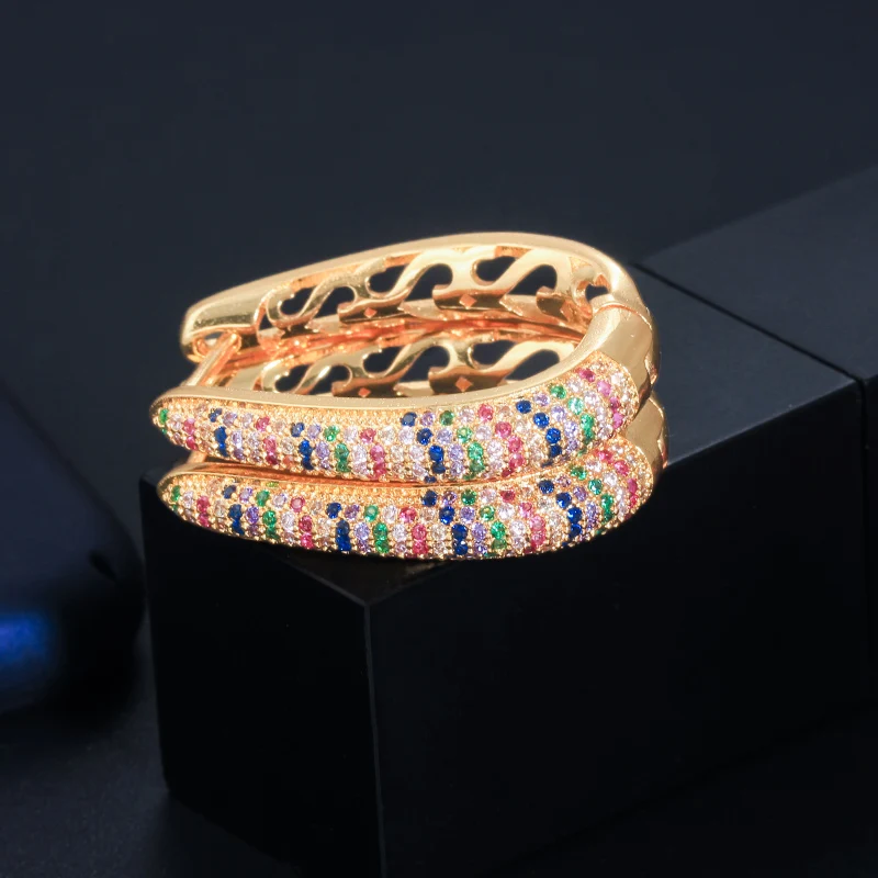 CWWZircons новые дизайнерские круглые Висячие разноцветные кубические циркониевые кристаллы Дубай золотой обруч Huggie серьги для женщин CZ589