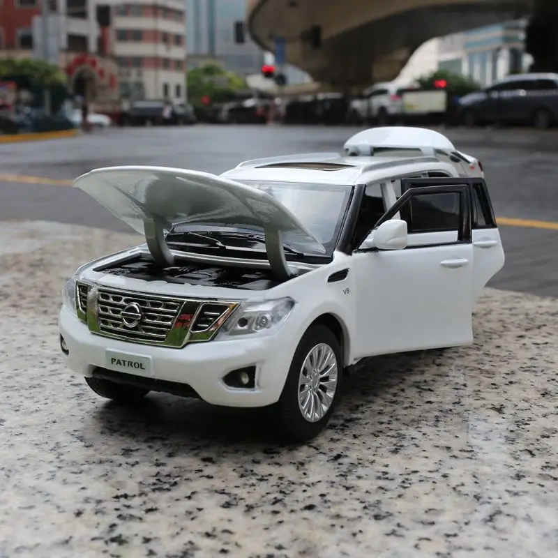 Масштаб 1:32 внедорожник Nissan Patrol Y62 Джек литая модель автомобиля открываемые двери