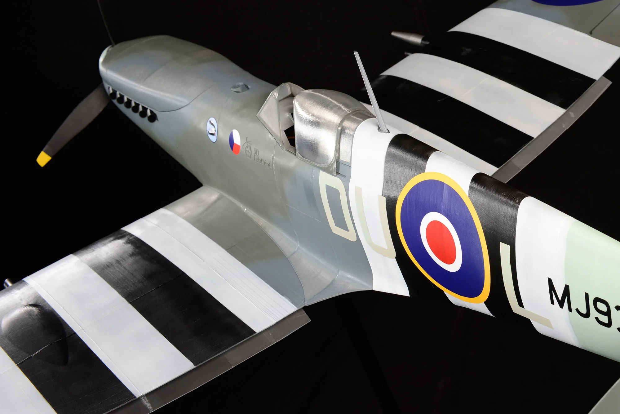 3D печатных Spitfire MkIX модель самолета с неподвижным крылом моделирование самолета