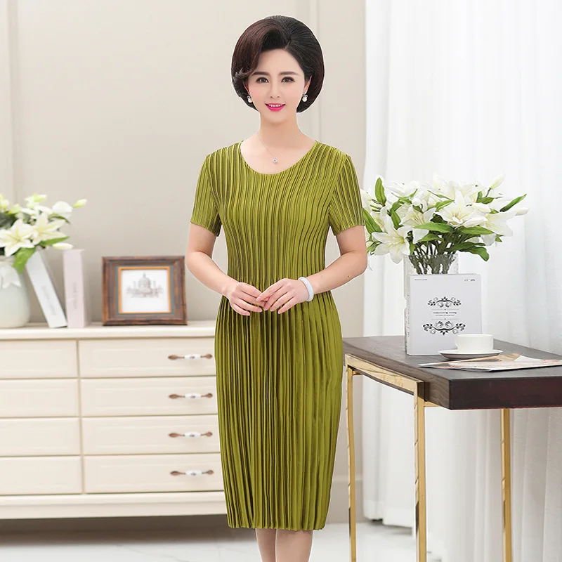 

Summer Middle-aged Women Dress Pleated Dress Mid-length 2019 New Style WOMEN'S Short Sleeved Crew Neck Slimming Skirt