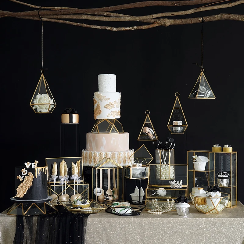 

Polygon glass box for cake table storage holders dessert racks Brass edge cases jewelry display trays