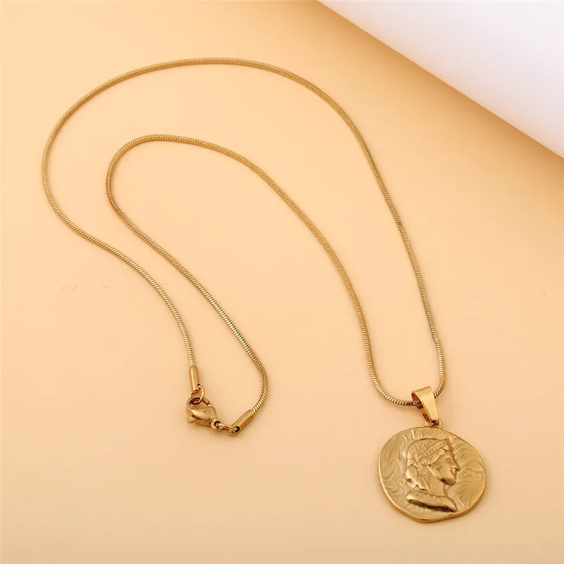 Hotsale Coin Portrait Pendant Necklace Ancient Rome Choker Titanium Steel Gold Snake Vintage Chain Man Women |