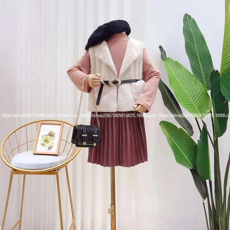 

Children's suit 2019 winter new foreign style pure color fur coat with long-sleeved pleated stitching dress suit