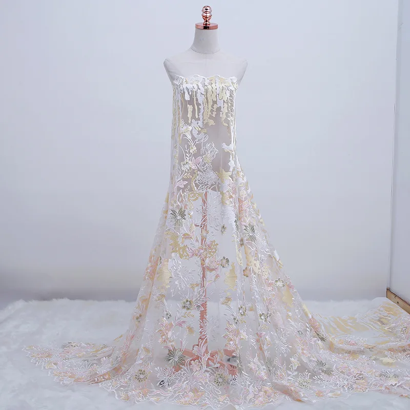 Абрикосовое и розовое мягкое яркое кружевное вышитое платье, свадебная кружевная ткань, у двора