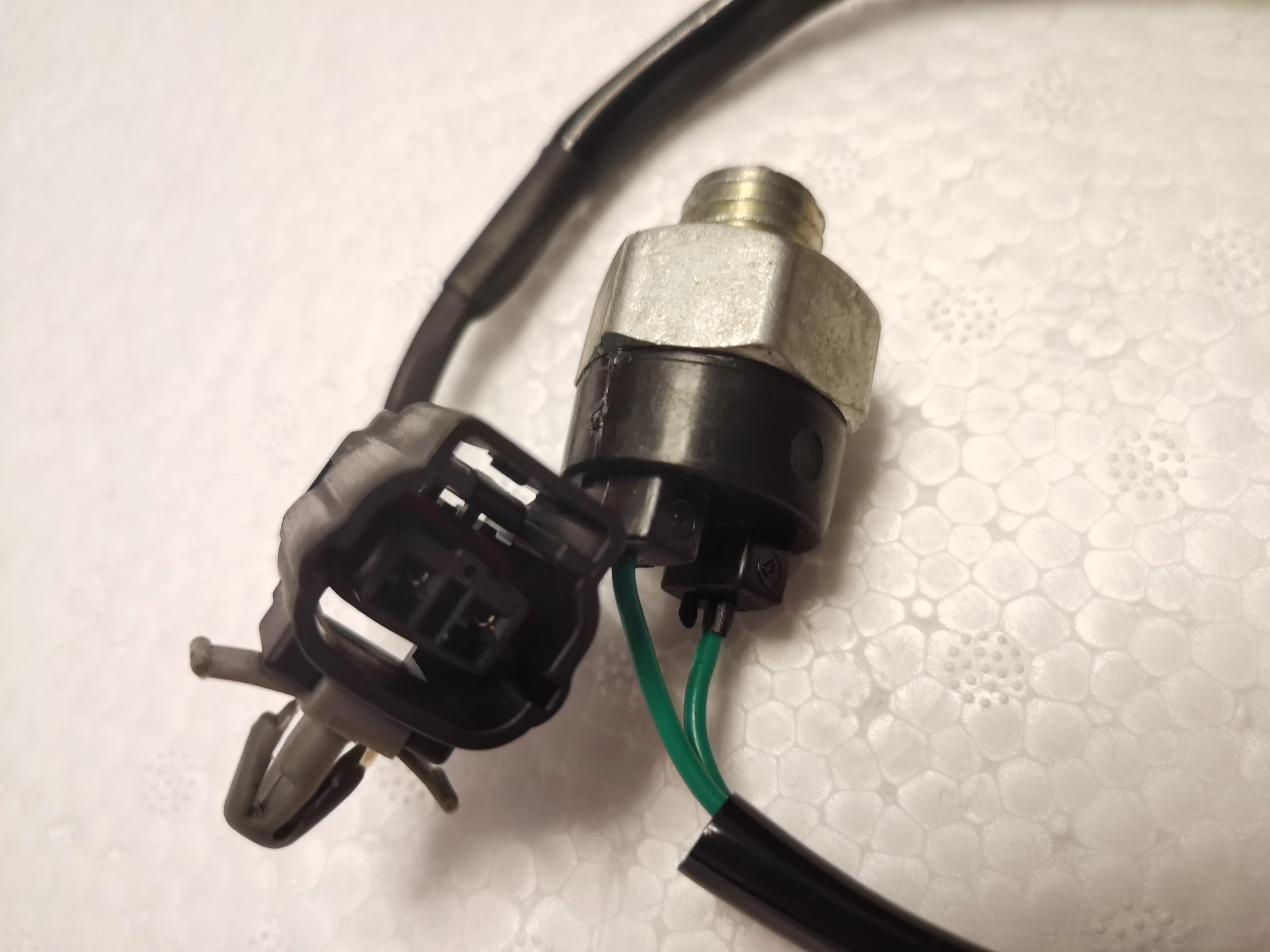 Reversing light switch For Mazda 3 2010 year Reversing switch for Mazda 6 2006-2011 G5P1-17-640