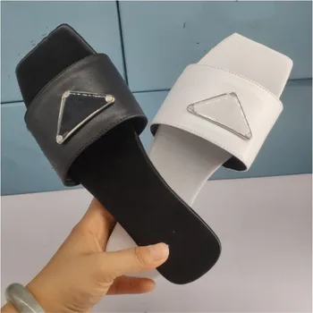 

Metal Triangle Brand Slippers Flats Women Genuine Leather Luxury Designer Top Quality Outdoor Trendy Shoes for Women 2020 Newest
