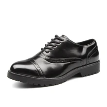 Черная кожаная обувь на плоской подошве; повседневные женские лоферы на платформе; коллекция года; винтажное платье в английском стиле; модная женская обувь в деловом стиле