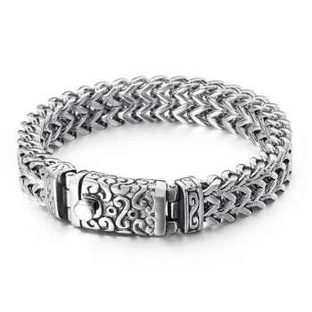 

new European and American personality titanium steel keel chain bracelet punk style men's studded skull bracelet