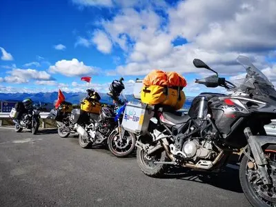 O1CN01KSFXJX1NZyIknoHOn_!!0-rate.jpg_400x400