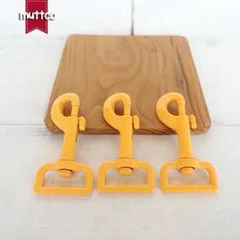 

10pcs/lot DIY Dog collar environmental orange 25mm metal key chain Metal clip Dog Clasp Metal Hook lobster buckle CPK-25O