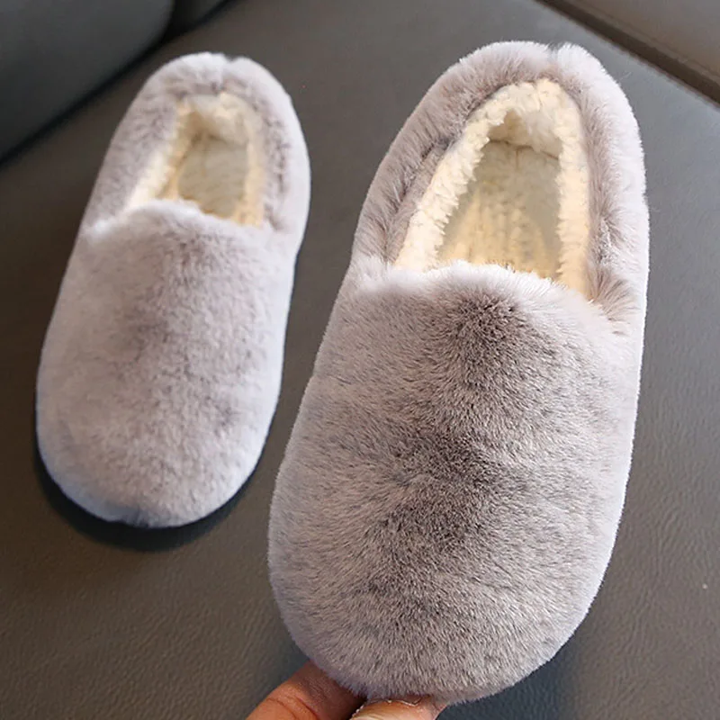 

Children Home Slippers Winter Warm Kids Shoes Floor Slippers Solid Plush Fashion Boys Girls Slip On Loafers Baby Shoes CSH1263