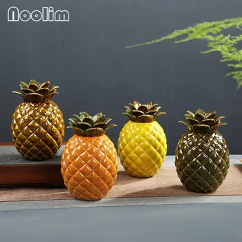 

Creative Pineapple Design Tea Caddy Ceramic Fruit Shape Sealed Tea Leaf Storage Tank Mini Pu'er Tea Box Gift Teahouse Ornament
