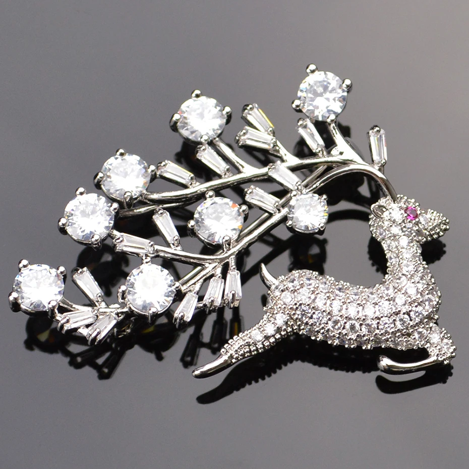 

Simple Coat Sika Deer Crystal Brooch Ladies Trendy Handmade Animal Rhinestone Brooch Accessories Princess Decoration Deer Brooch
