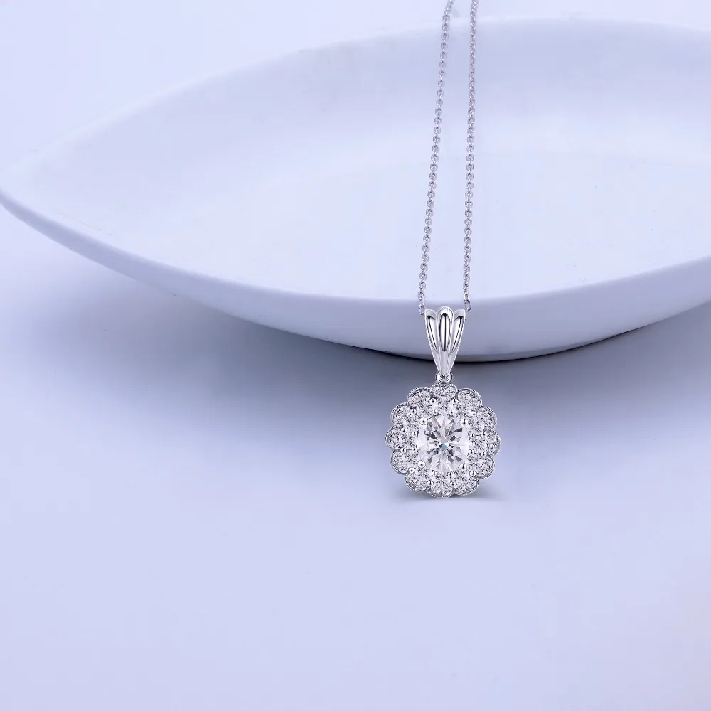 moissanite-pendant-necklace (4)