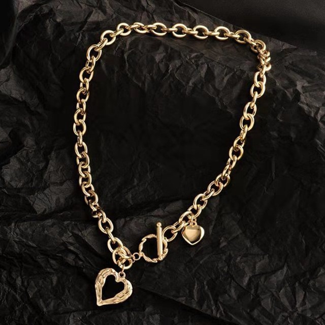 Black Heart Necklace French Metal Love Clavicle Chain Korean Simple Female Short Pendanklace Female Short Pendant for Women
