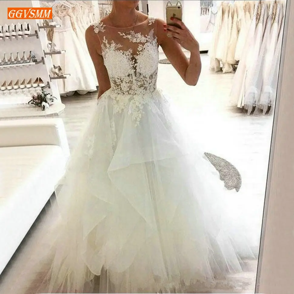 

Noble White Boho Wedding Gown Sleeveless Lace Applique Tiered Fluffy A Line Wedding Dresses Church Princess Marriage Bride Dress