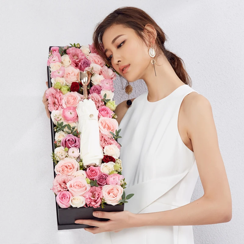 

Rose Handle Luxury Wind Resistant 3 Folding Umbrella Anti-UV Sun/Rain Wonderful Gift For Girl Friend And Wife Elegant Umbrella