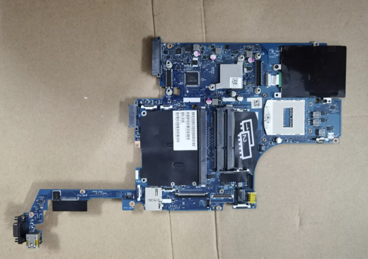 

HP ZBook 15 G2-26495;784468-001 601 LA-B381P