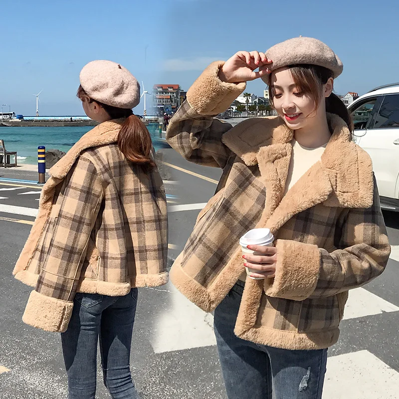 Женская зимняя кашемировая куртка приталенная модная короткая плотная цвета